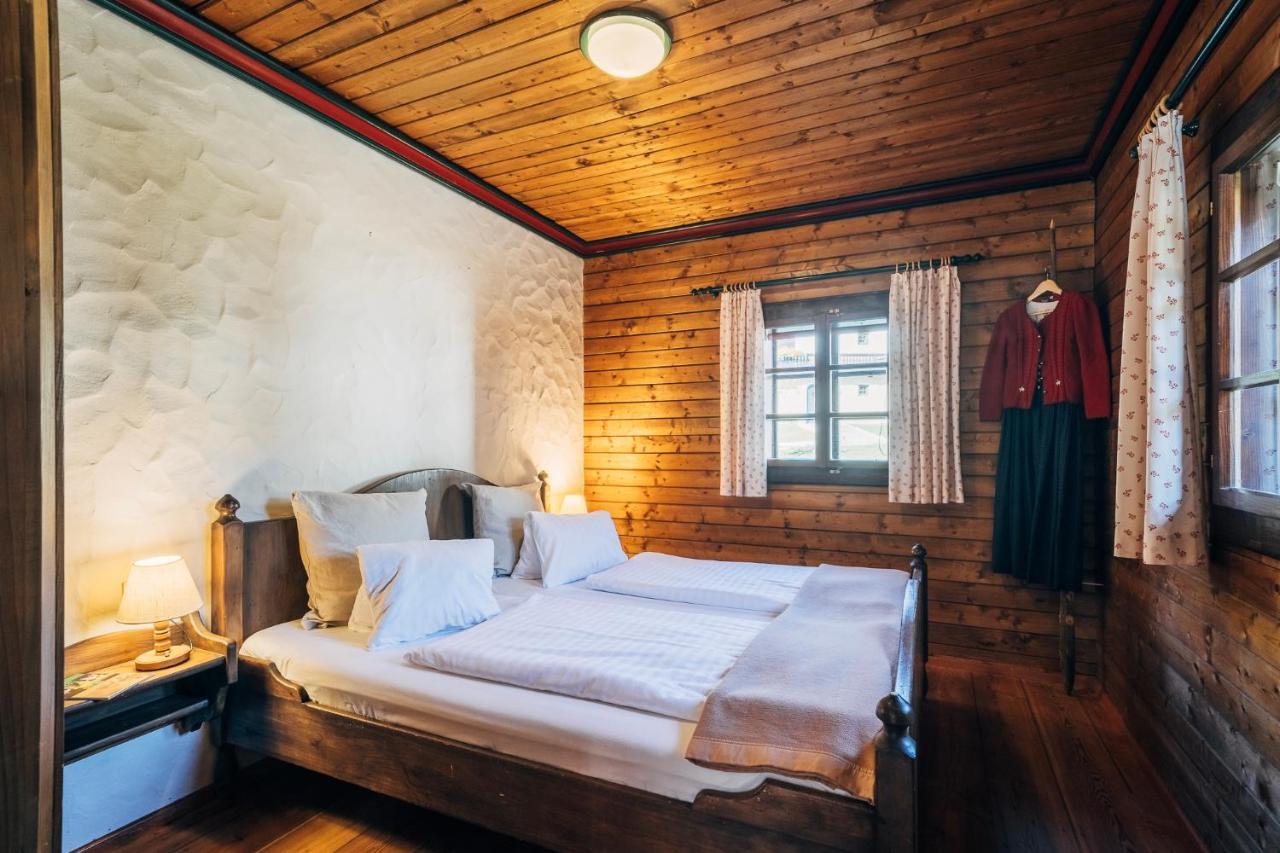 Beim Oswald Aparthotel Sankt Oswald  Exteriör bild