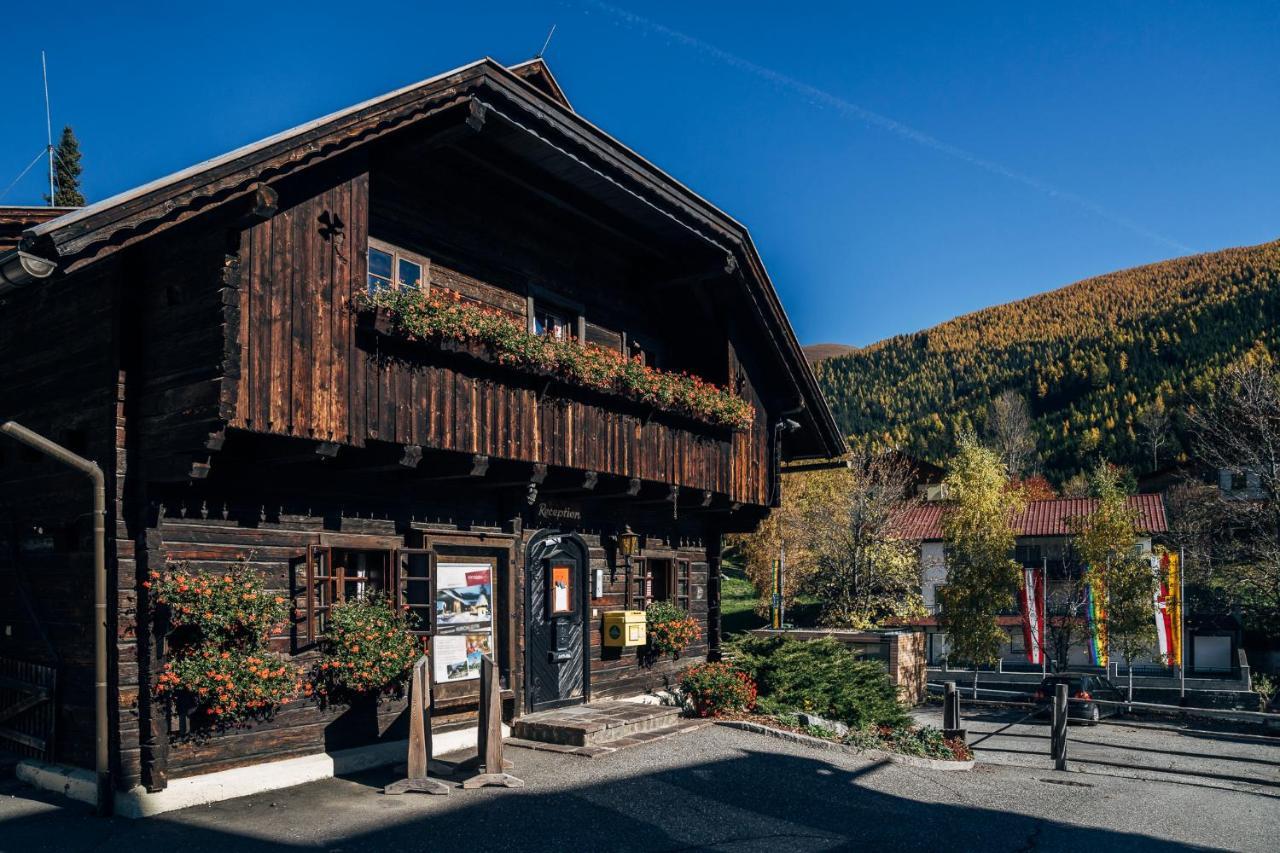 Beim Oswald Aparthotel Sankt Oswald  Exteriör bild